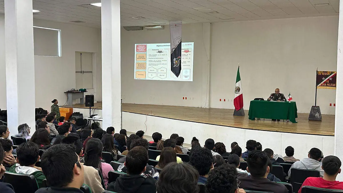 Conferencia ejército (2)